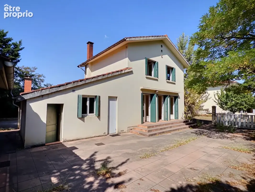 Maison de type 4 avec dépendance et jardin - photo 11
