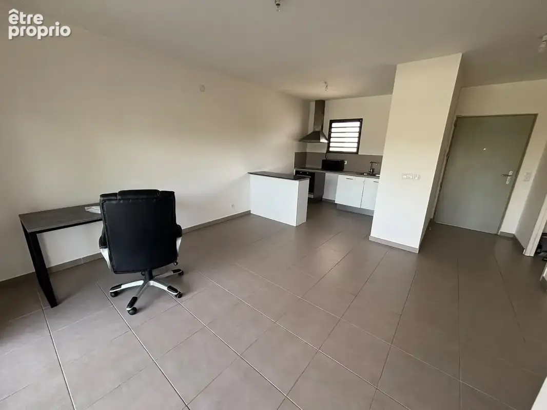 T2 superficie 48 m2 avec terrasse Montabo - photo 3