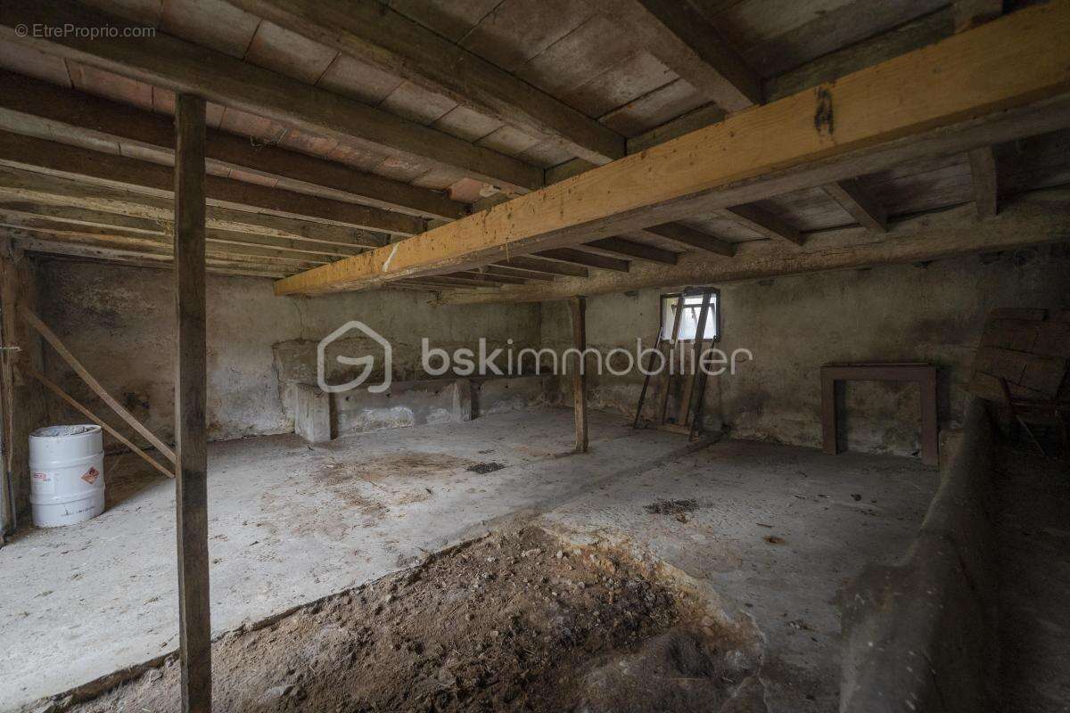 Maison à BLOT-L'EGLISE