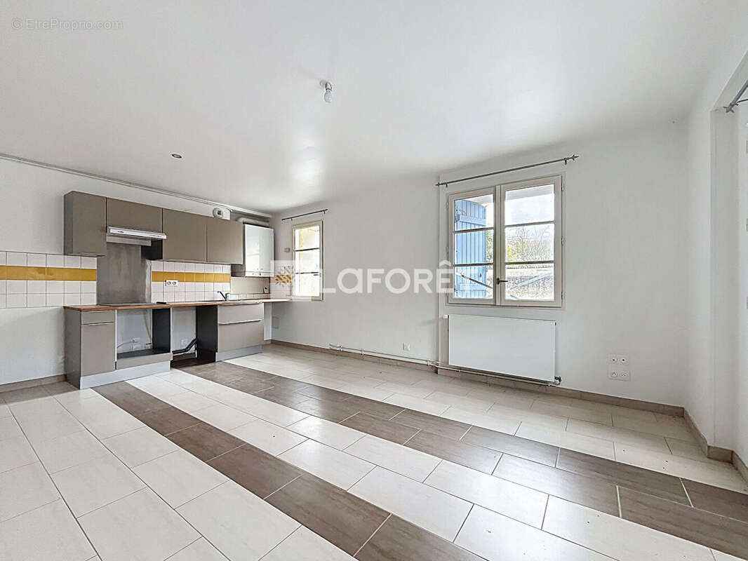 Appartement à FOSSES