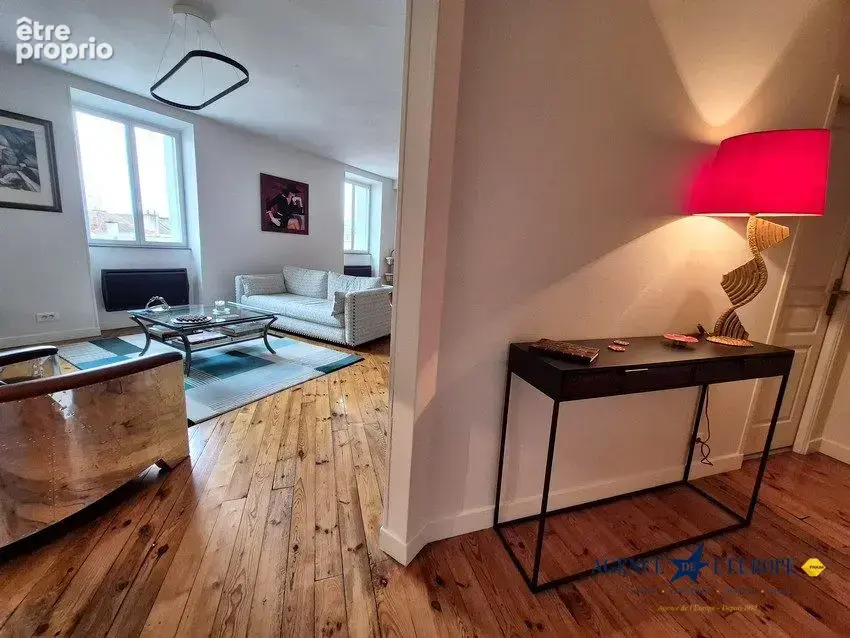 Appartement 105 m² à Vichy  - photo 2