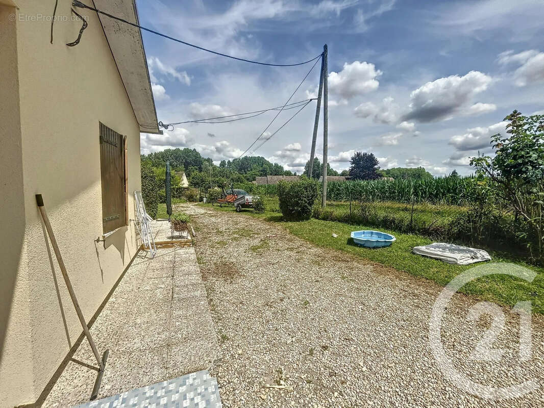 Maison à BAZOCHES-LES-BRAY