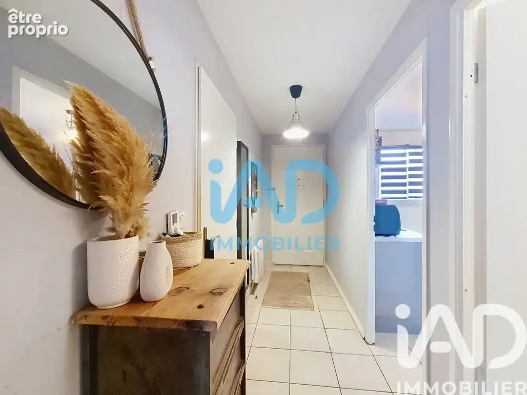 Photo 1 - Maison à POITIERS