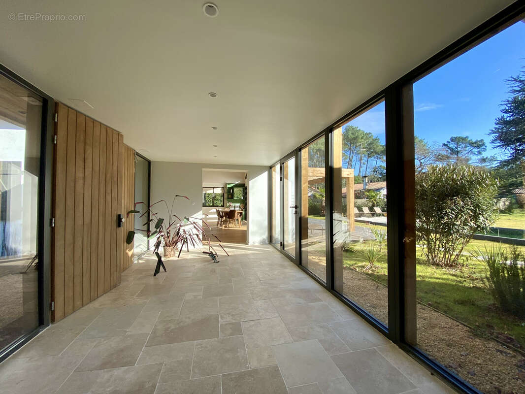 Maison à MOLIETS-ET-MAA