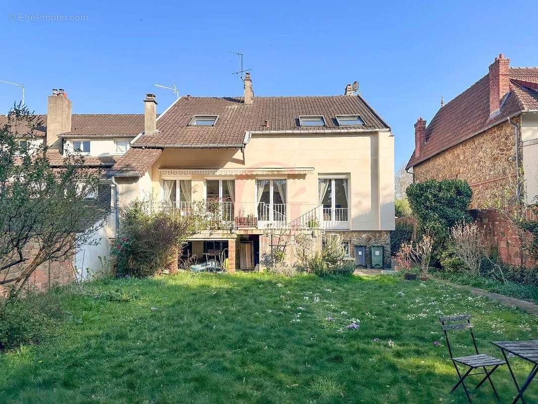 Maison à BOURG-LA-REINE