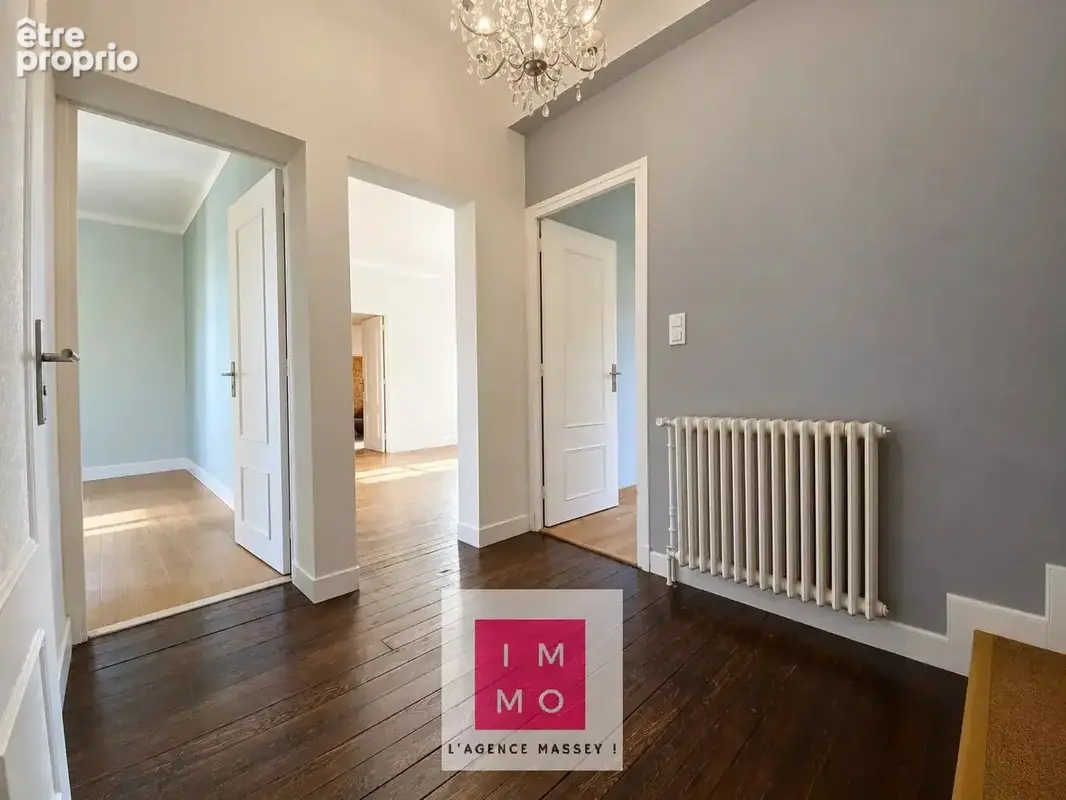 Maison de caractère aux beaux volumes – 143 m² – Lourdes - photo 10