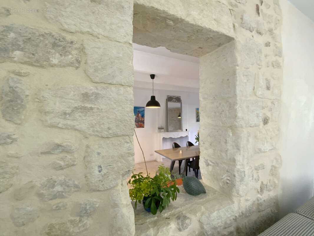 Propriété d'exception à 350 m du centre d' Uzès à pieds. - photo 7