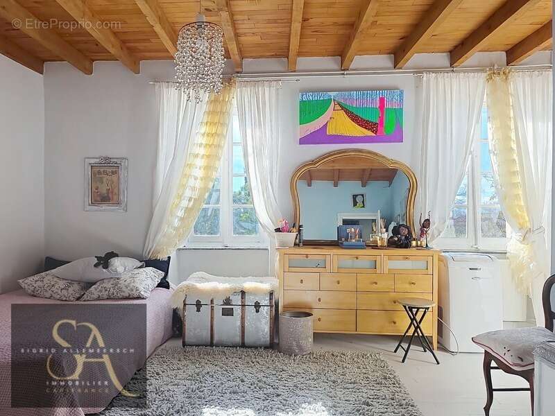 Maison à VILLARDONNEL