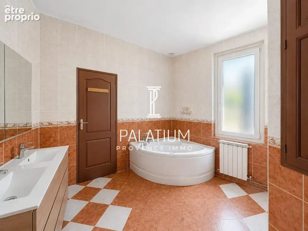 Maison de ville de 119 m² avec véranda – Marseille 13e - photo 13