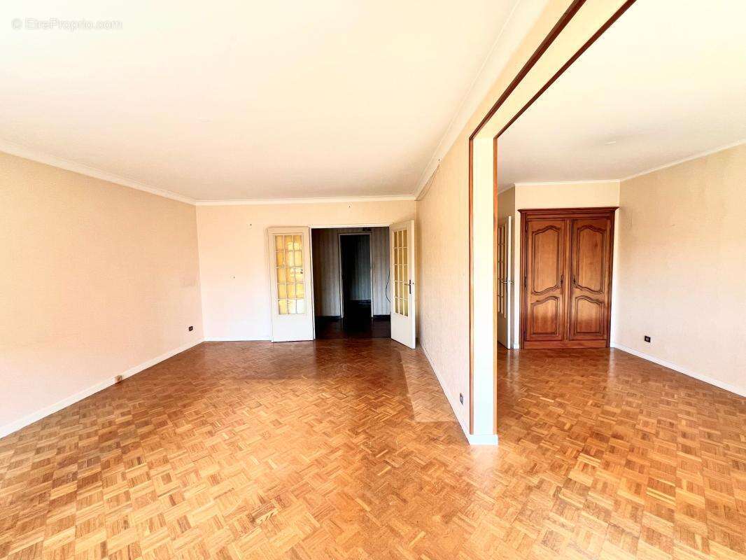 Appartement À Vendre - photo 5