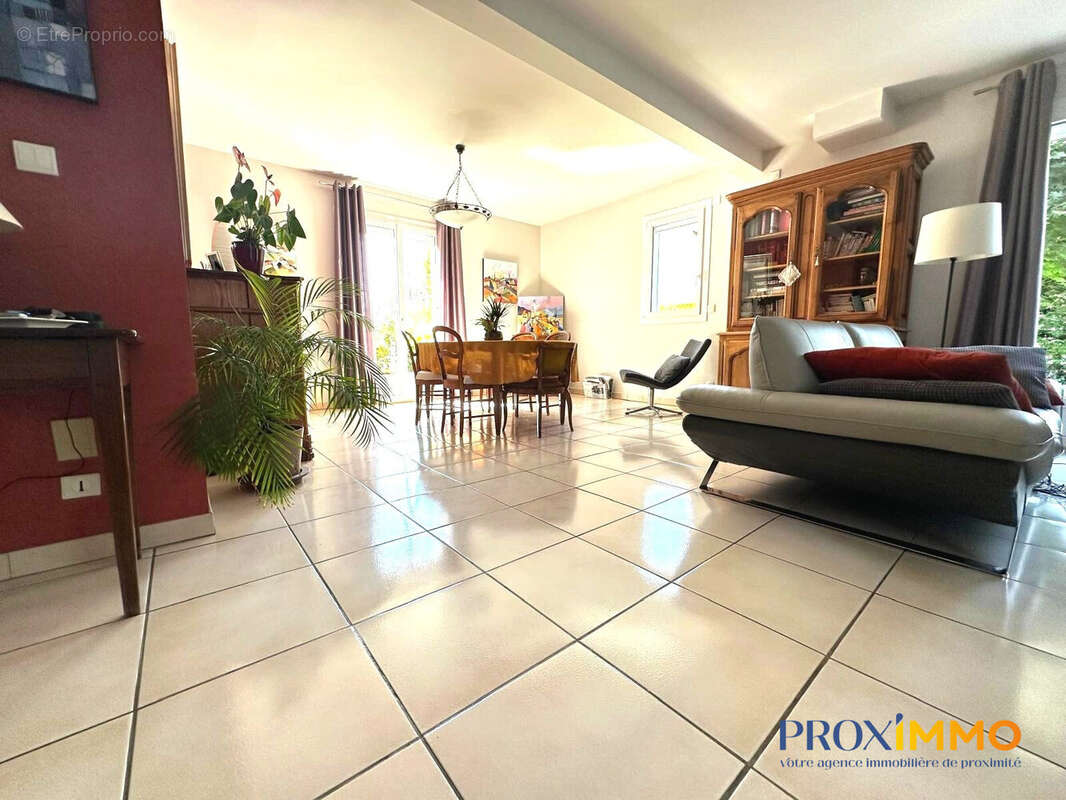 Maison à CLAIX