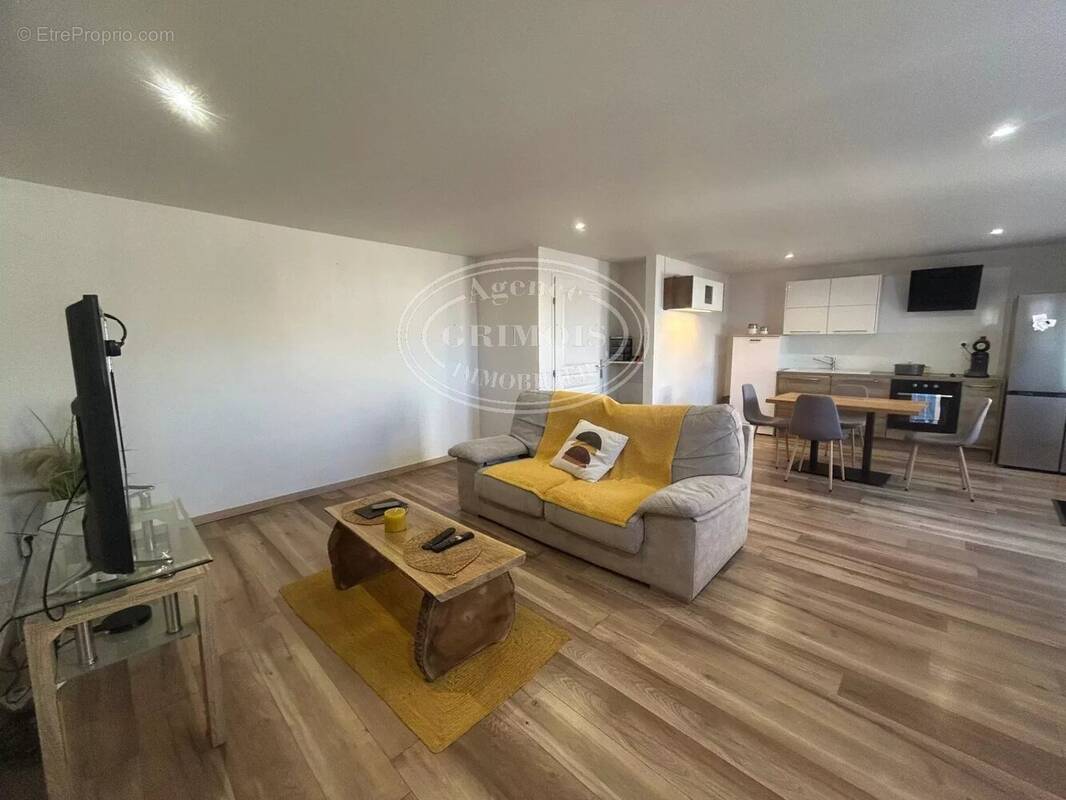 Maison à LEZIGNAN-CORBIERES