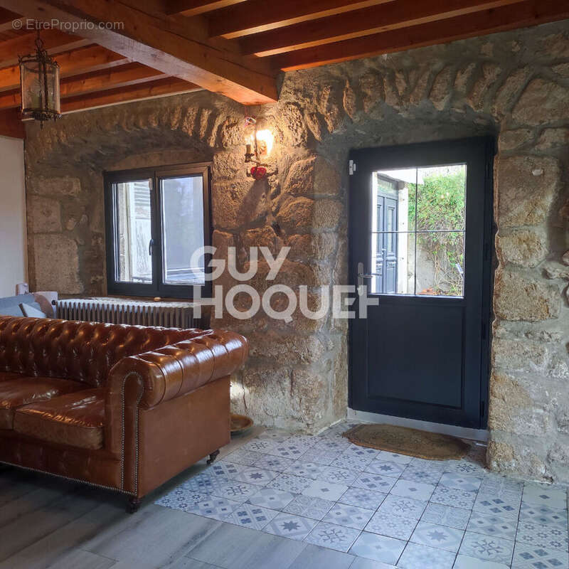 Maison à SOLEYMIEUX