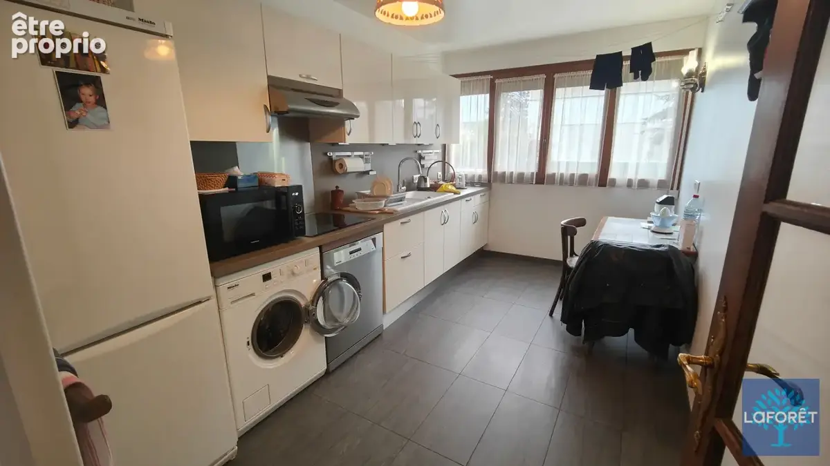 T4 + cave et parking - 72.91 m2 - NEUILLY SUR MARNE - photo 2