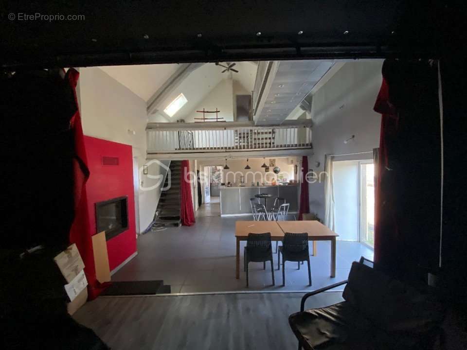 Maison à SAINT-MARTIN-DES-CHAMPS