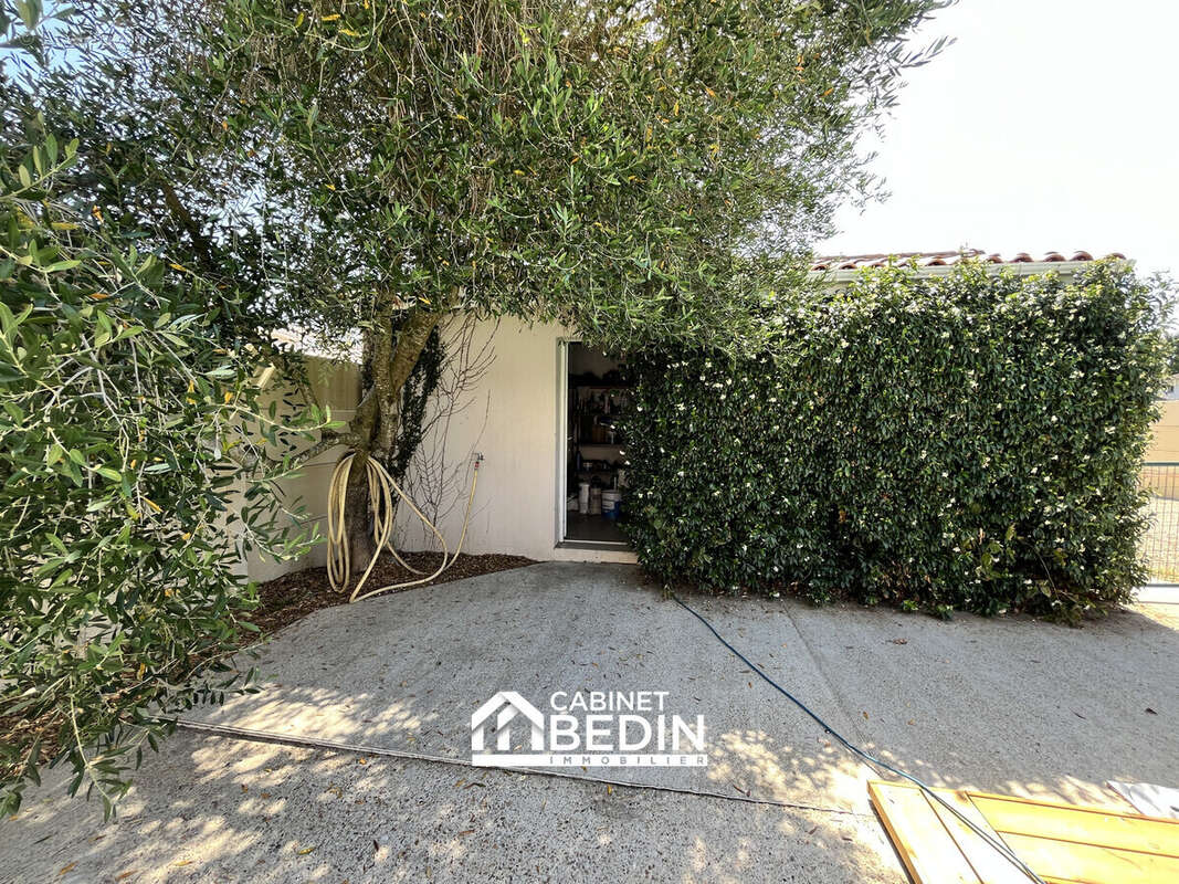 Maison 130 m² à Le Taillan-Medoc  - photo 8