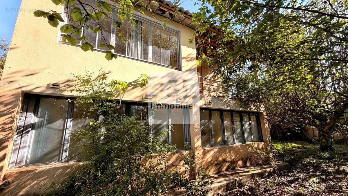 Maison sur terrain constructible - photo 11
