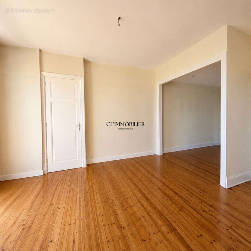 Appartement à SAINT-ETIENNE