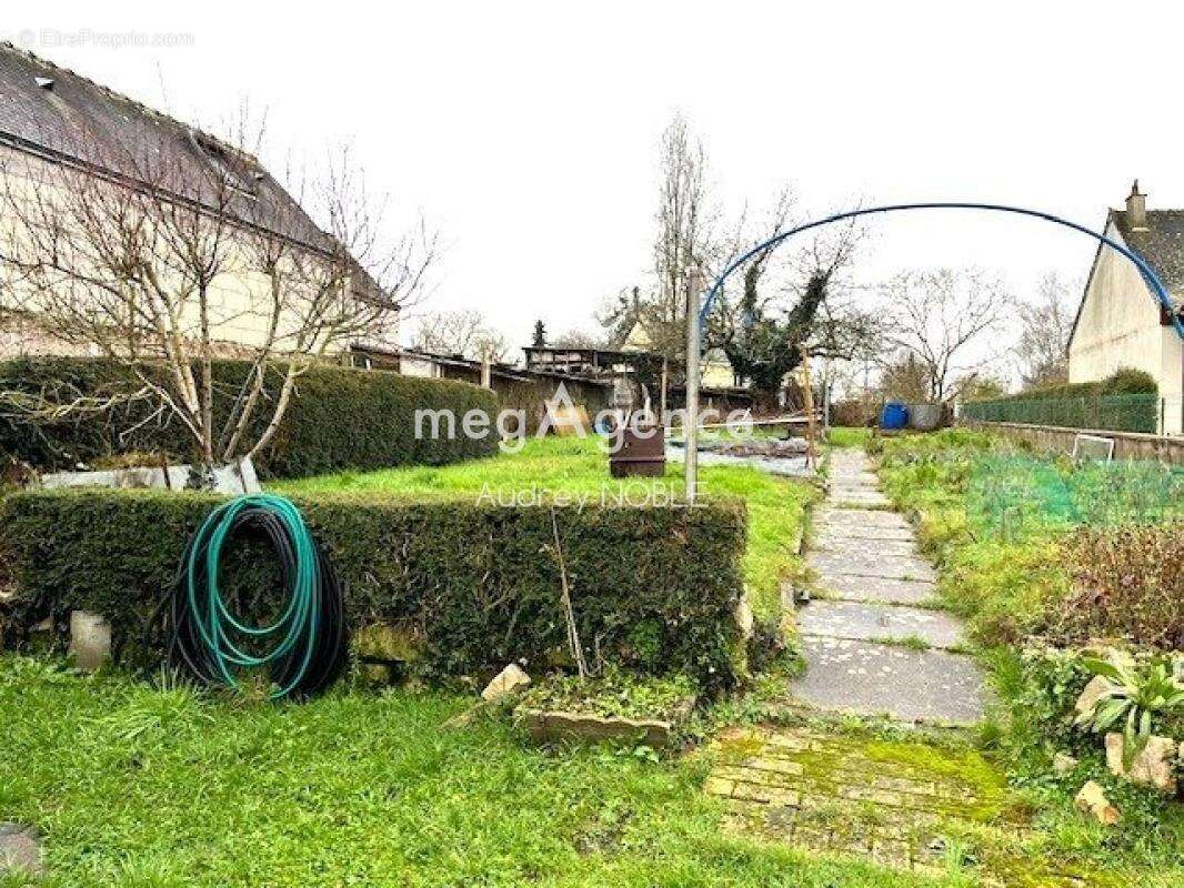 Maison à BOUCHEMAINE