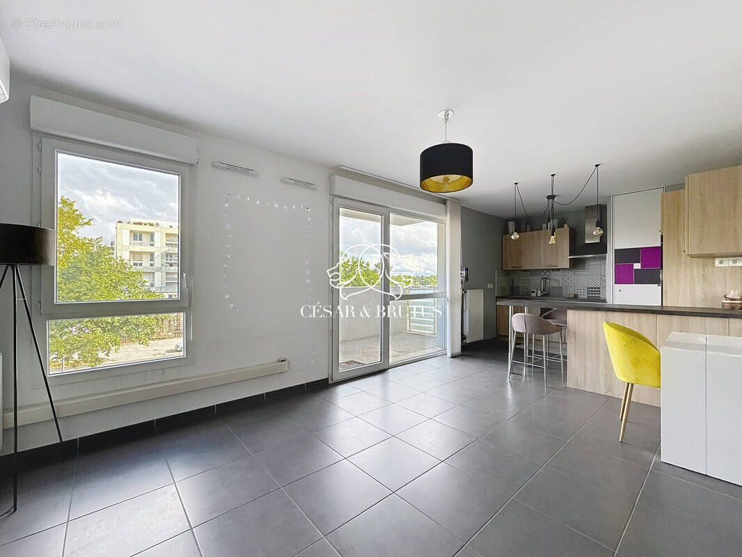 Appartement à LYON-7E