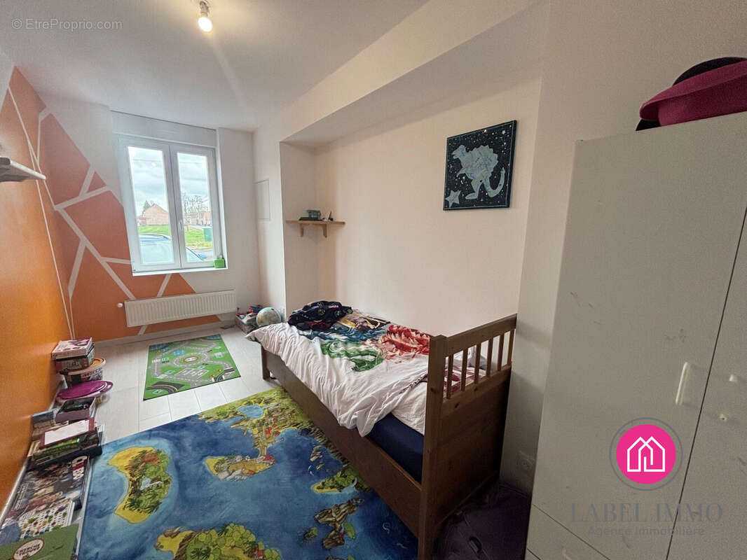 Appartement à BRUILLE-SAINT-AMAND