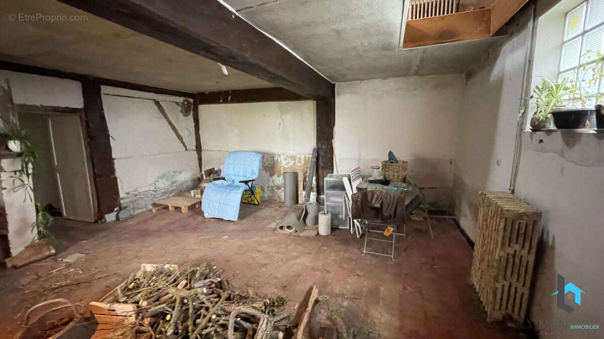 Maison à CHATILLON-EN-DUNOIS