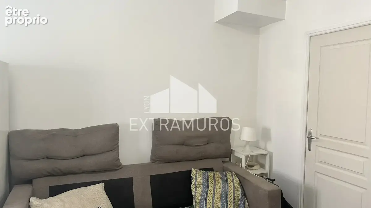 A vendre au coeur de l'arbresle studio ideal investisseur - photo 9