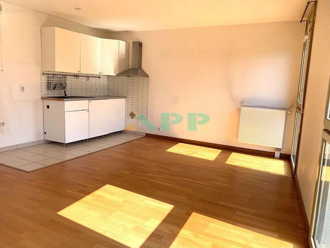 Appartement 58 m² à Juvisy-Sur-Orge  - photo 4