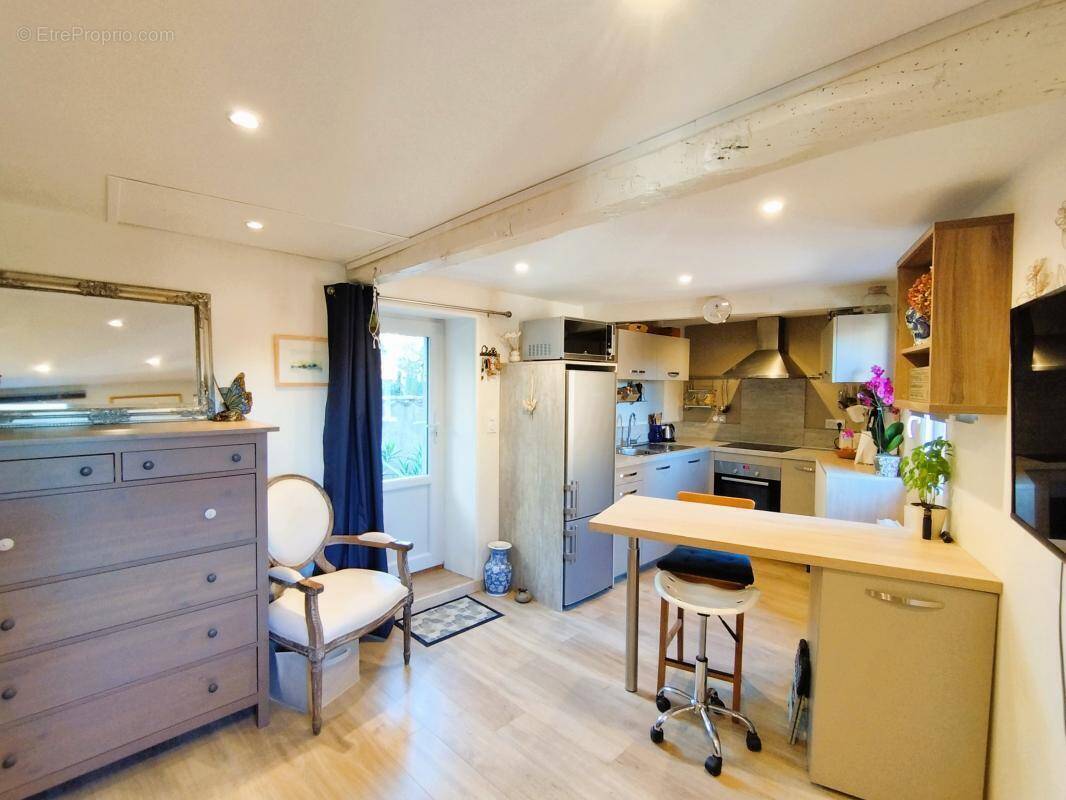 Maison à SALLES-ARBUISSONNAS-EN-BEAUJOLAIS