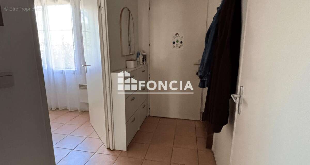 F MARTINEZ 0616831O69 Pavillon en copropriété situé dans une résidence avec piscine et cadre verdoyant. Loué 850 €/mois jusqu’au - photo 8