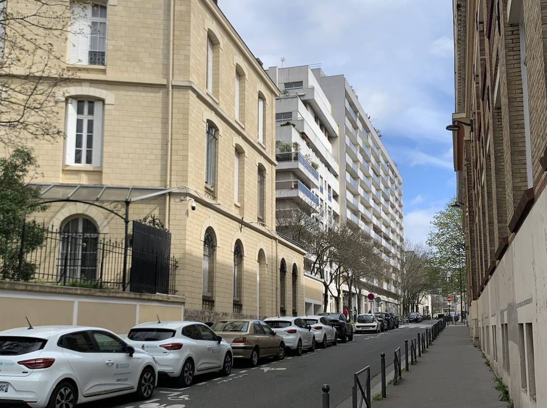 Appartement à PARIS-19E