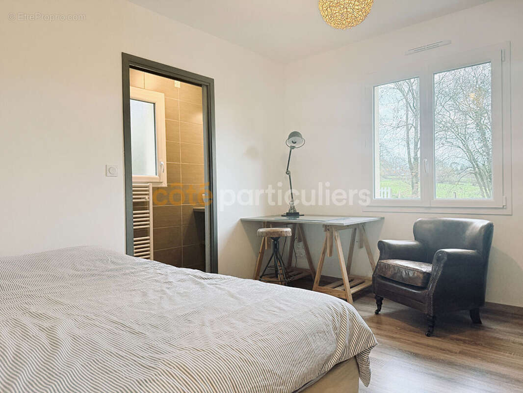 Maison à LA BARRE-DE-SEMILLY