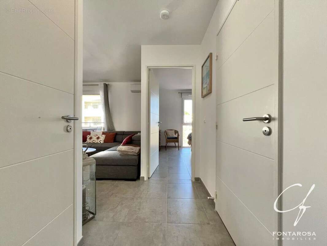 Appartement à FREJUS