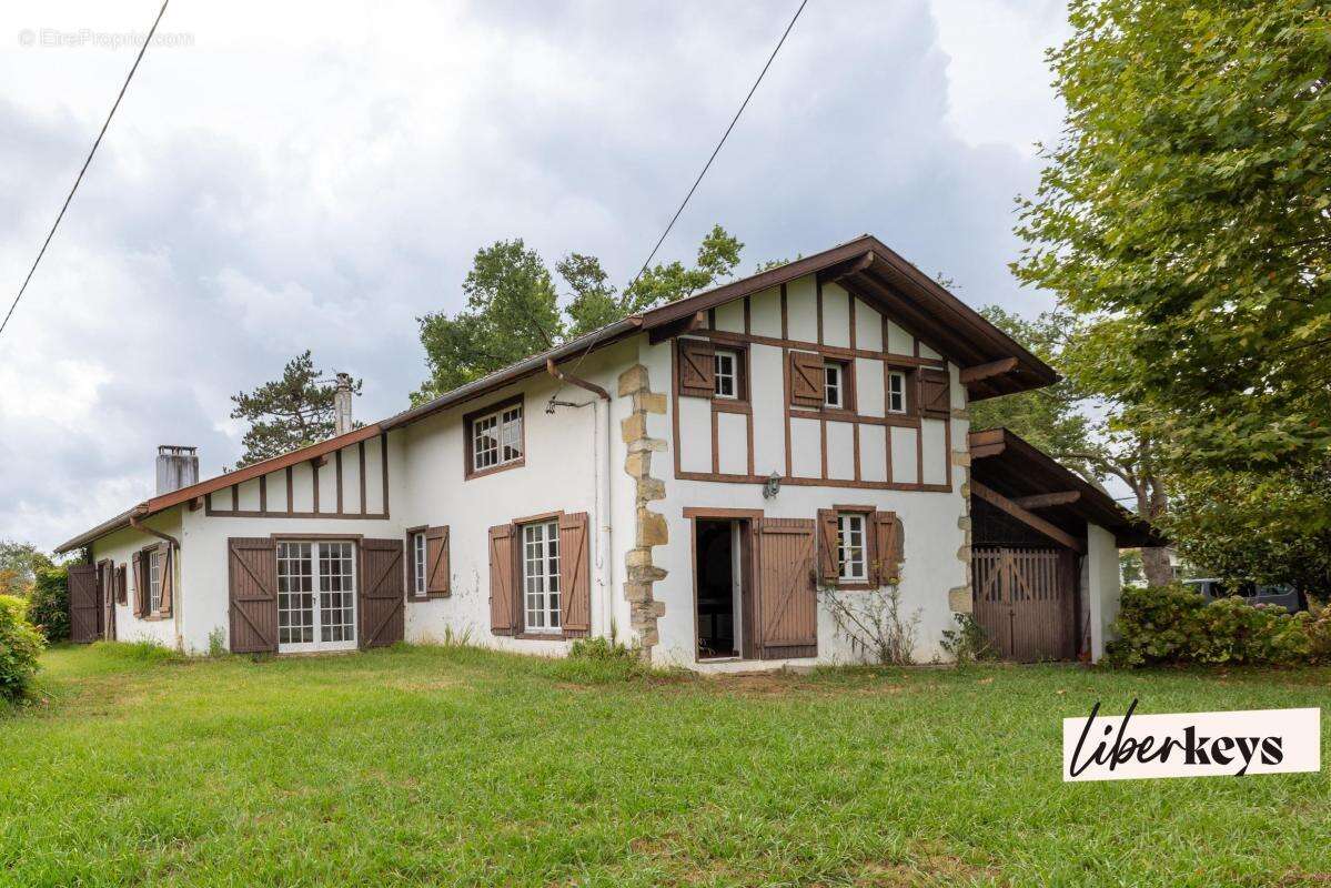 Maison à URCUIT