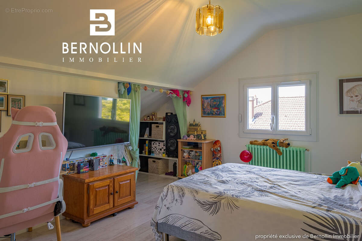 Grande maison familiale dans quartier calme de BOURG EN BRESSE - photo 17