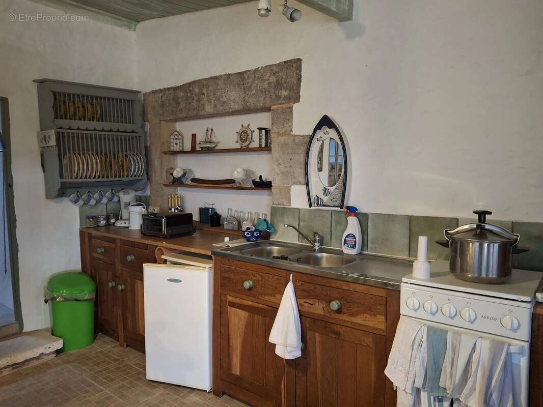 Maison, grange, atelier, hangar et terrain offrant une vue imprenable - photo 11