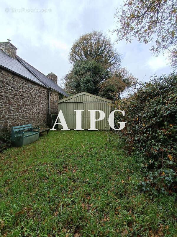 Maison à LESCOUET-GOUAREC