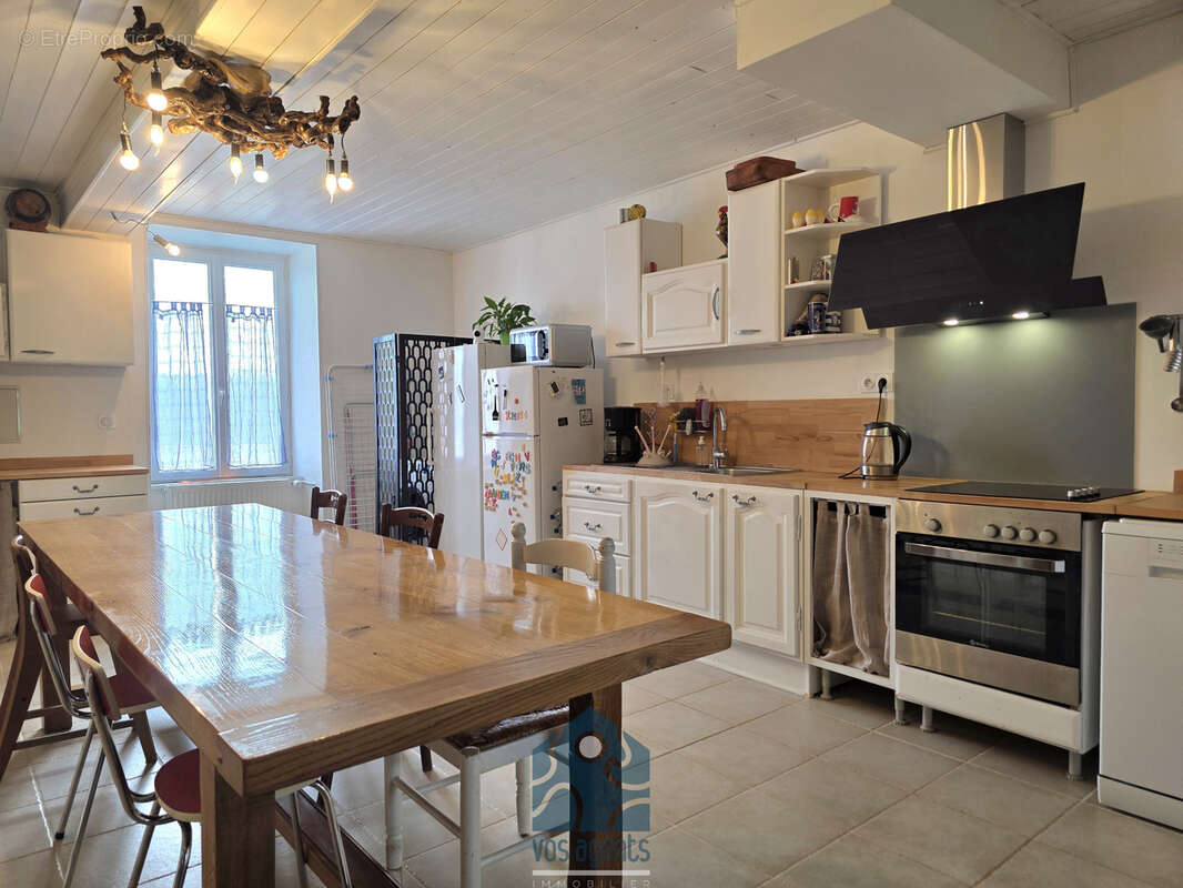 Maison individuelle 5 pièces avec cave, grange, combles aménageables et terrain - photo 4
