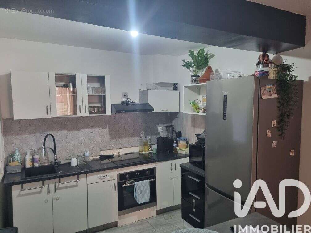 Photo 2 - Appartement à PORT-SAINTE-MARIE