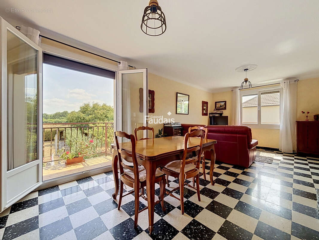 Maison 116 m² à Fontaine-Etoupefour  - photo 4