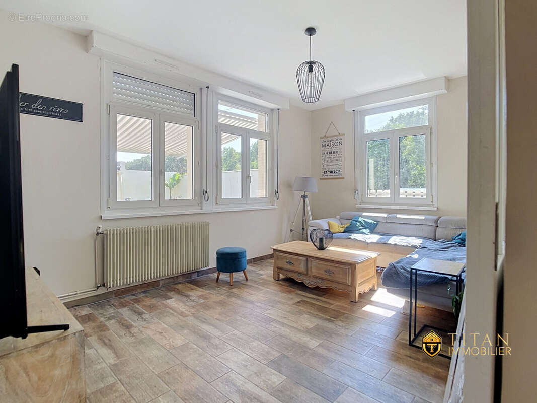 Maison 141 m² à Fort-Mardyck  - photo 2