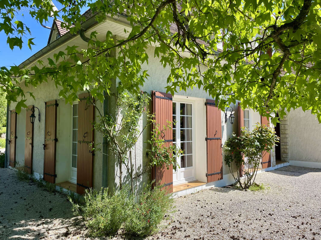 Maison à VILLAMBLARD