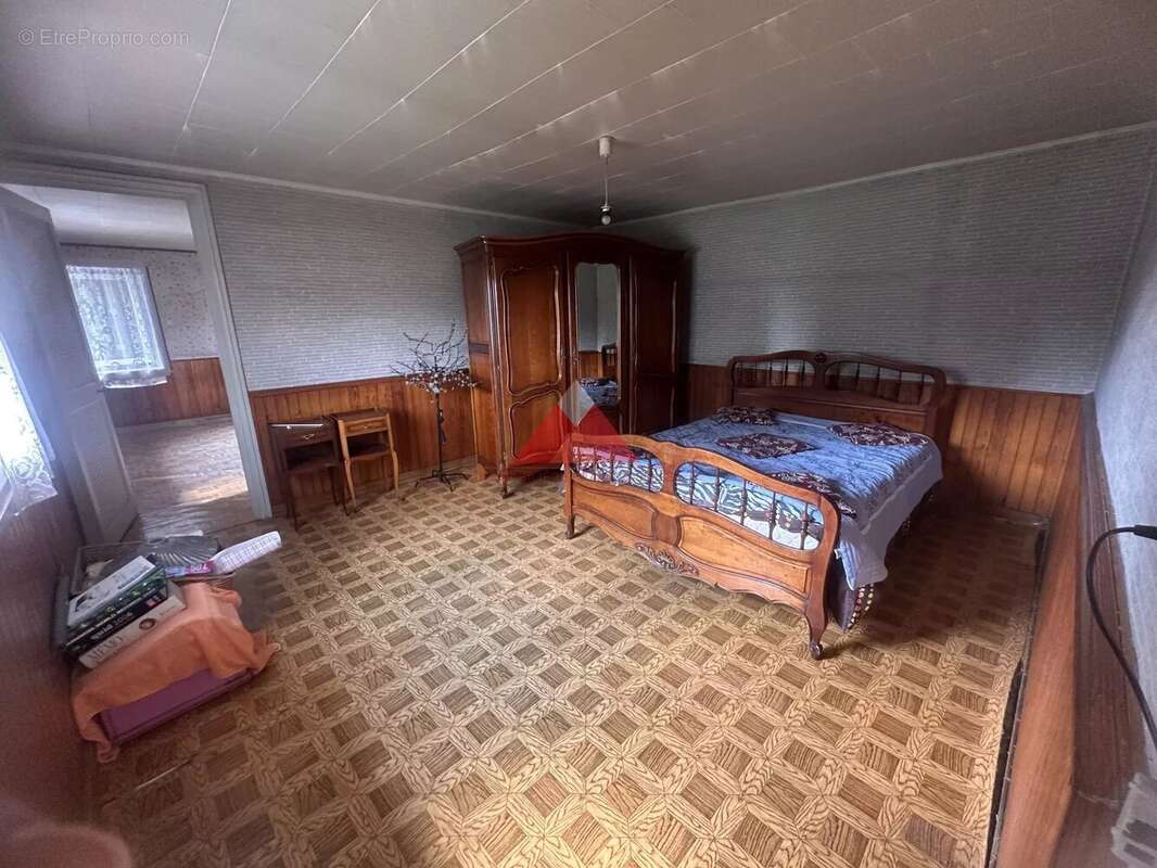 Maison à PANNESSIERES