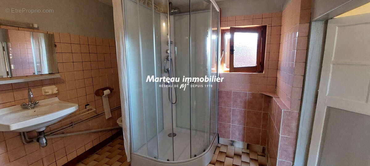 Maison à LA BAZOCHE-GOUET