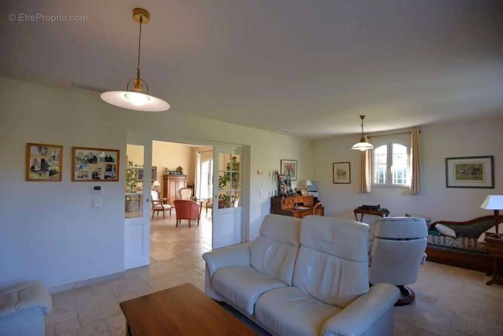 Maison à CALLIAN