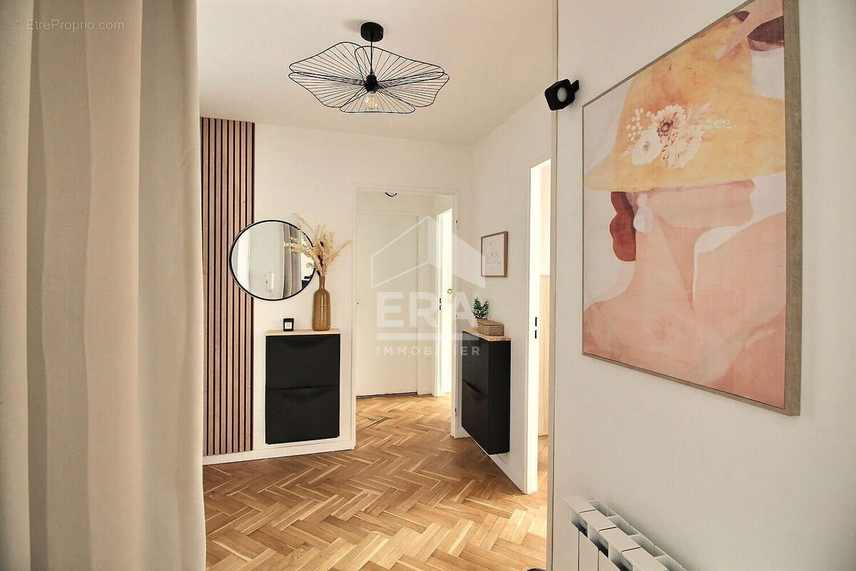 Appartement à LE PLESSIS-ROBINSON