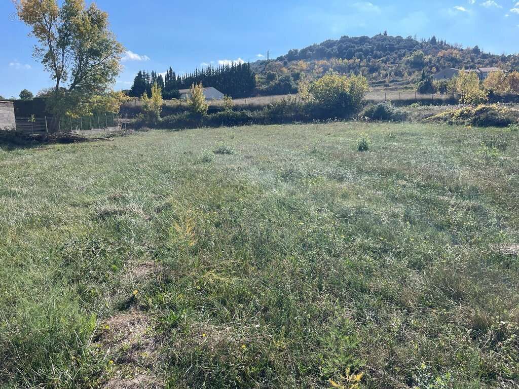 Terrain à LE PRADAL