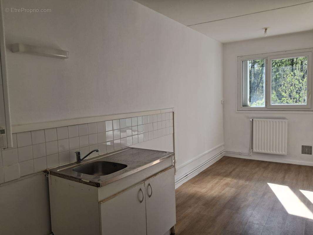 Appartement à SAINTE-LUCE-SUR-LOIRE