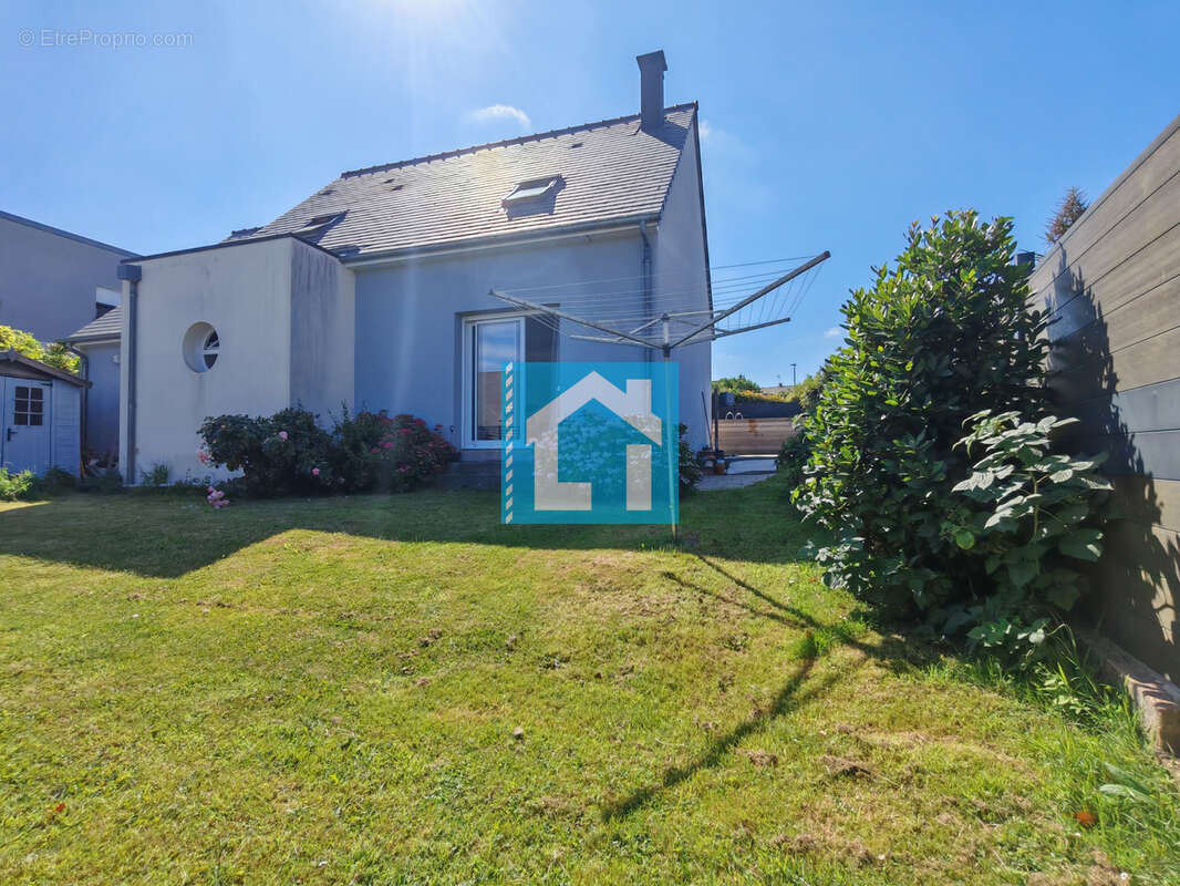 Maison à SAINT-PAIR-SUR-MER