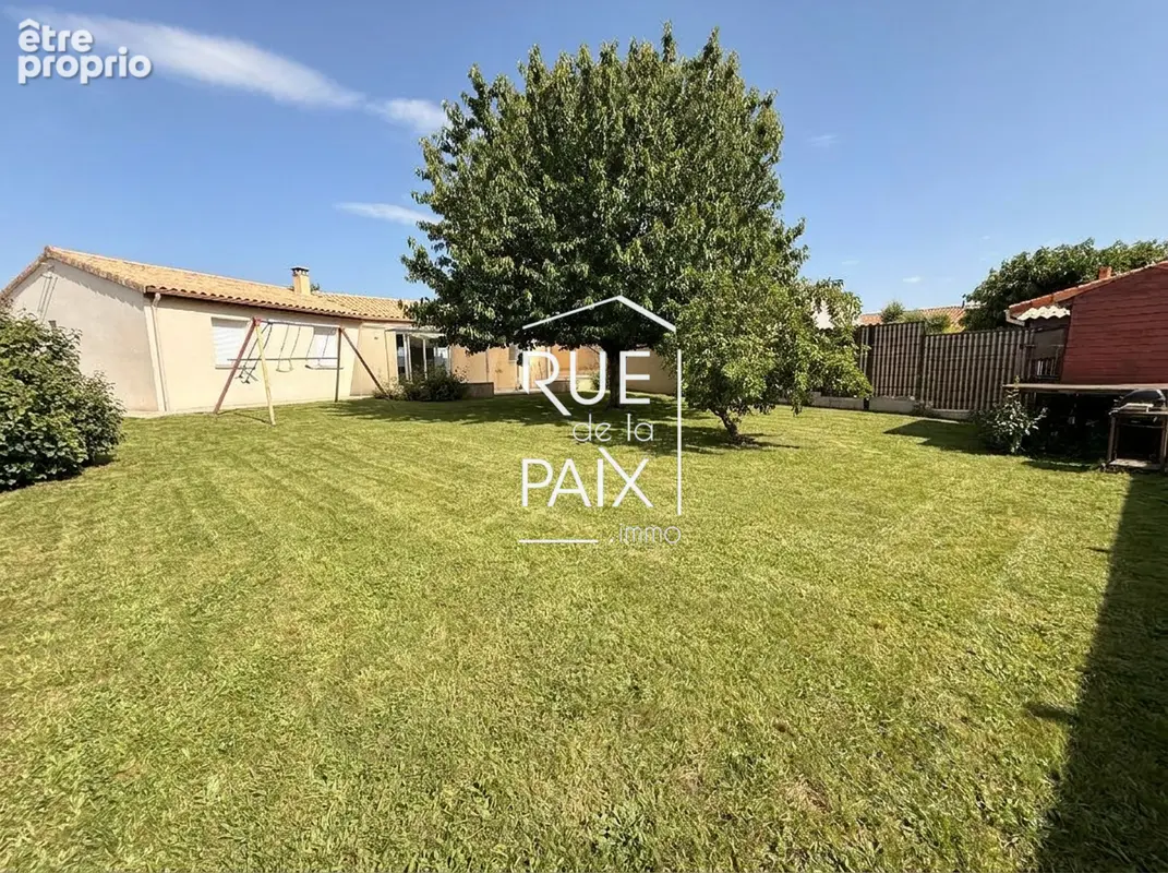 Photo Maison à Vouille au prix de 207 000€